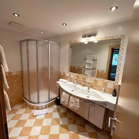 Apartament Ahorn Finkenberg